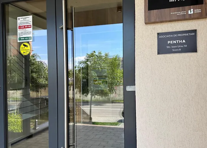 Urban Spot Coresi Apartment *