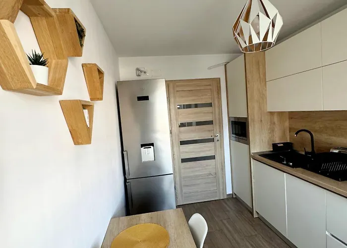 Urban Spot Coresi Apartment *